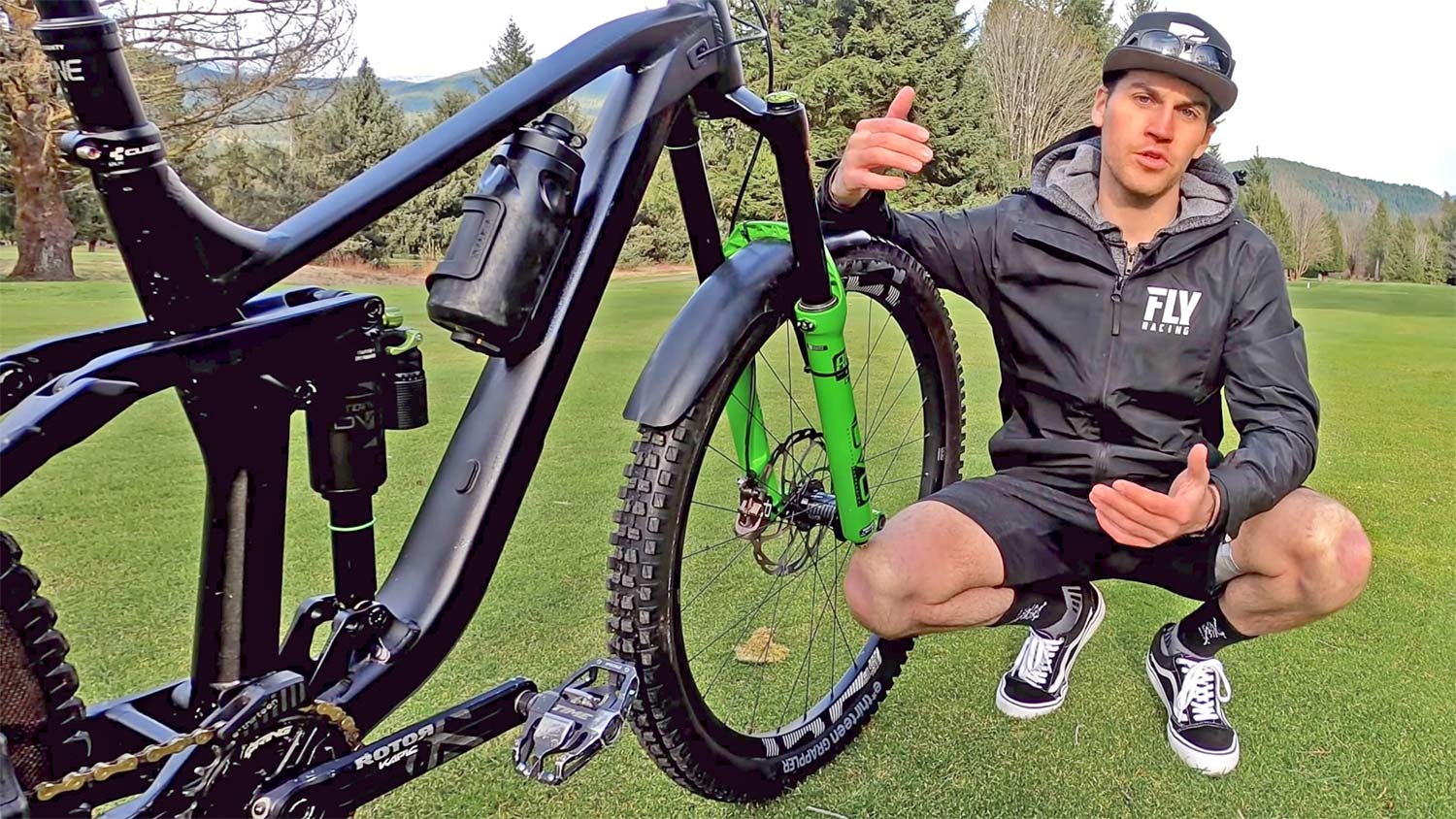 e*thirteen e13 Grappler prototype enduro mountain bike tire, Pro Bike Check: Cube Stereo 170 29er freeride bike of Remy Metailler