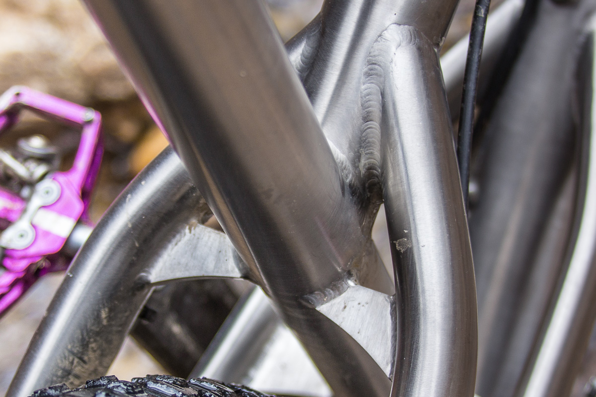 Review: Has Mullet Cycles nailed mixing wheel sizes with their titanium Honey Maker?