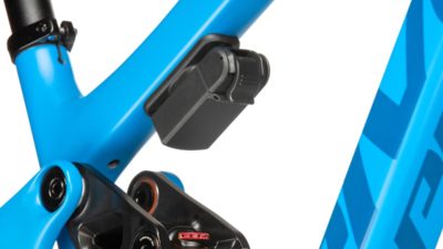 Fix it fast with the new Phoenix Dock Ninja Tool System from Pivot x Topeak