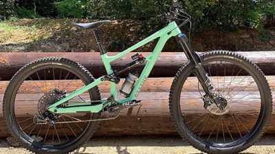 Mixed wheel size Specialized Status mountain bike teased…party in back for 2021?