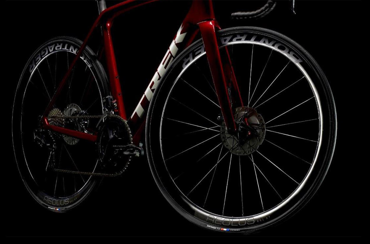 all new bontrager aeolus rsl carbon tubeless road bike wheels are the lightest aero road wheels they have ever made