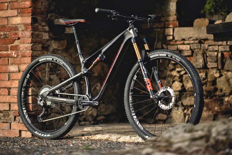 BrandX supersizes their affordable Ascend dropper posts up to 200mm