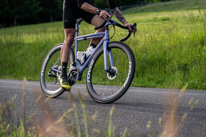 New Roval Alpinist CLX is their lightest road clincher yet, Rapide CLX ...