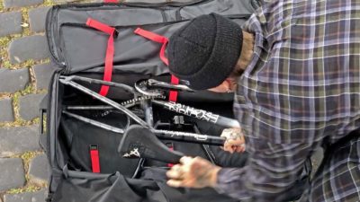WeThePeople Pro 100L Flight Bag packs your 20″ BMX bike for trouble-free air travel