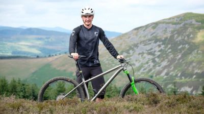 Interview: World Cup Mechanic Lewis Kirkwood w/PhD in MTB chats vibrations in mountain biking