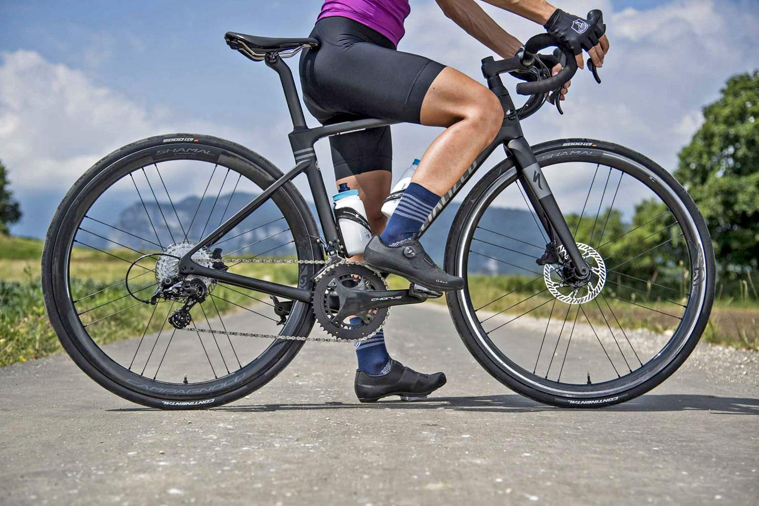 2020 Campagnolo Shamal Carbon DB wheels, 21mm wide internal Italian lightweight endurance gravel all-road bike wheelset
