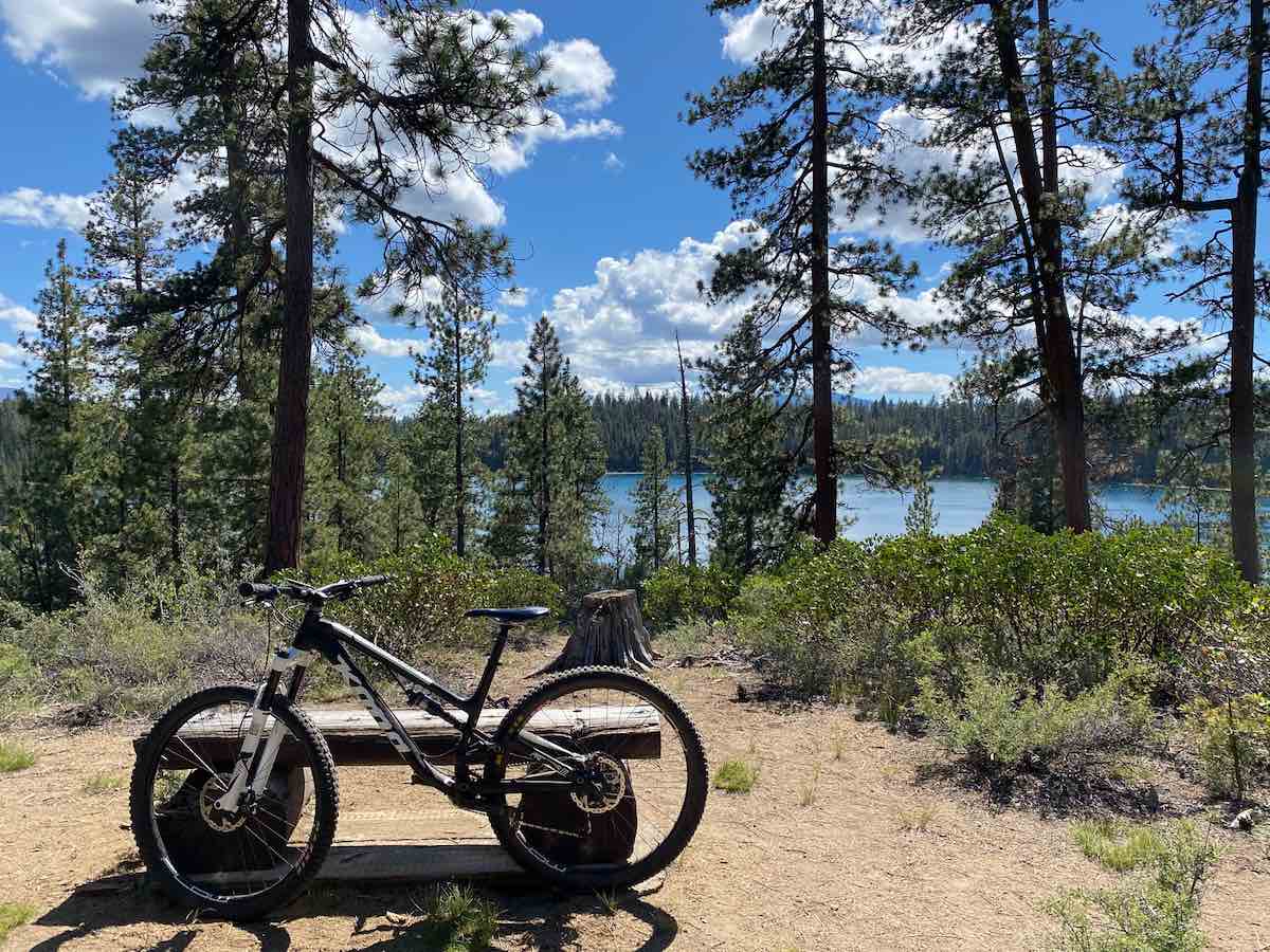 bikerumor pic of the day twin lakes oregon