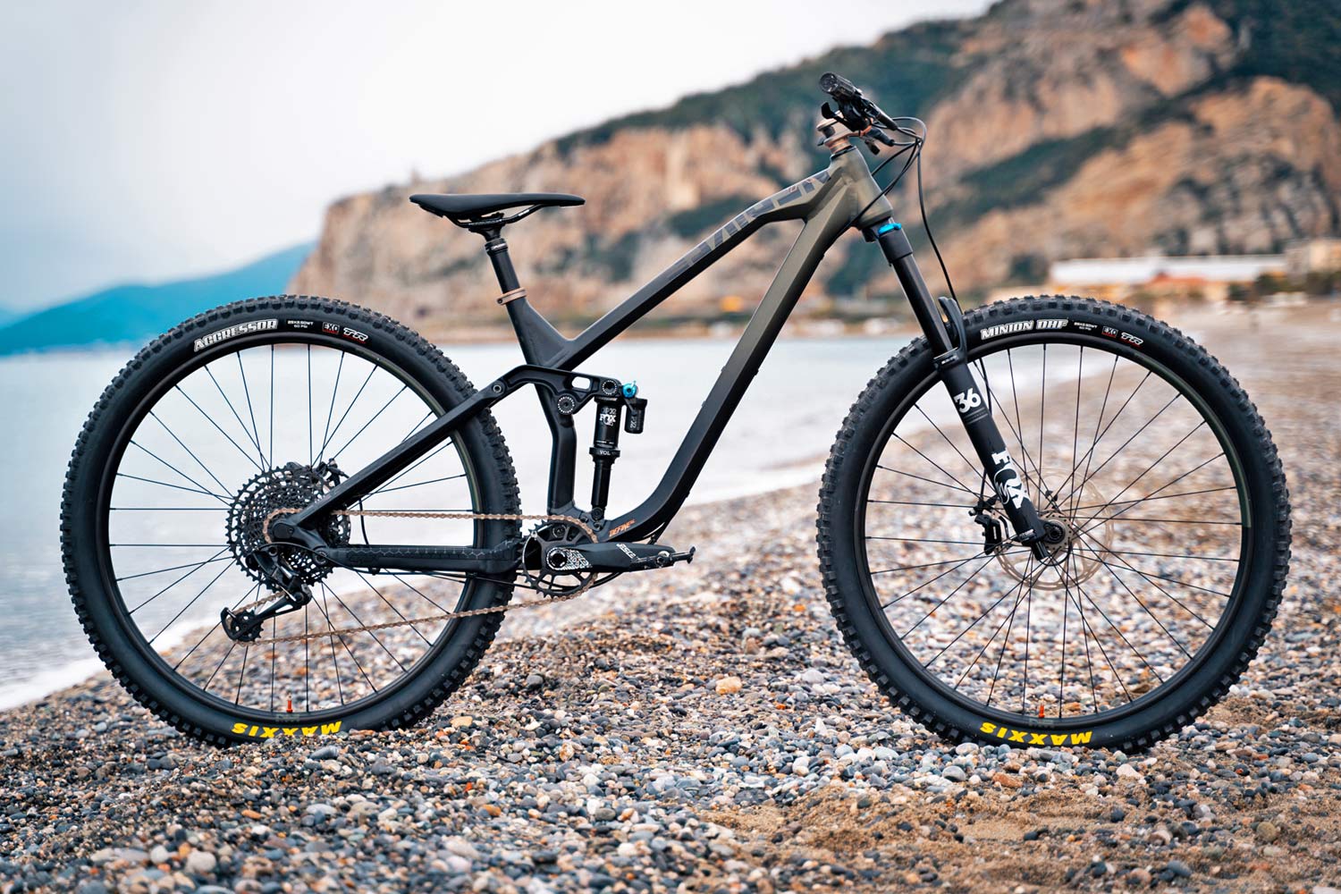 aluminum enduro bikes