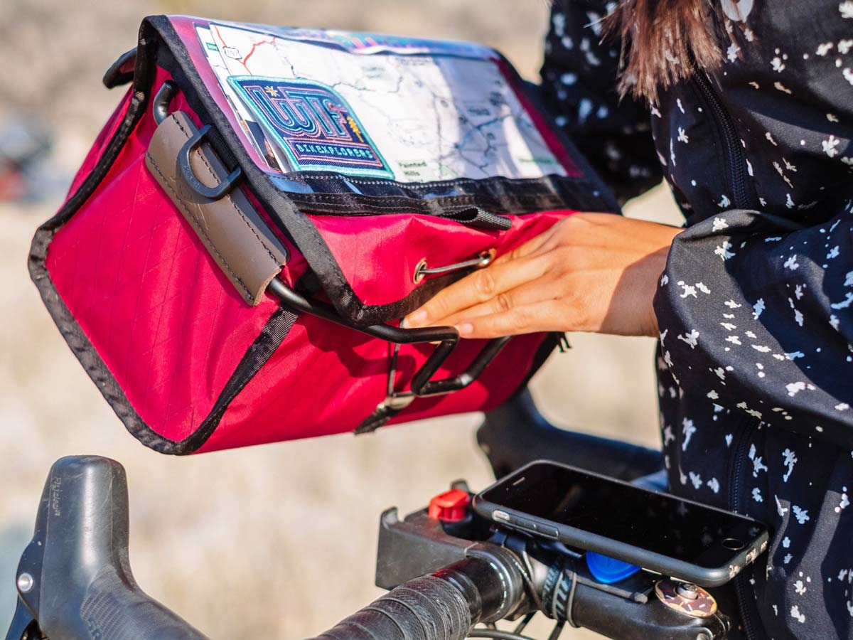 Swift Paloma bar bag packs modern rackless randonneur