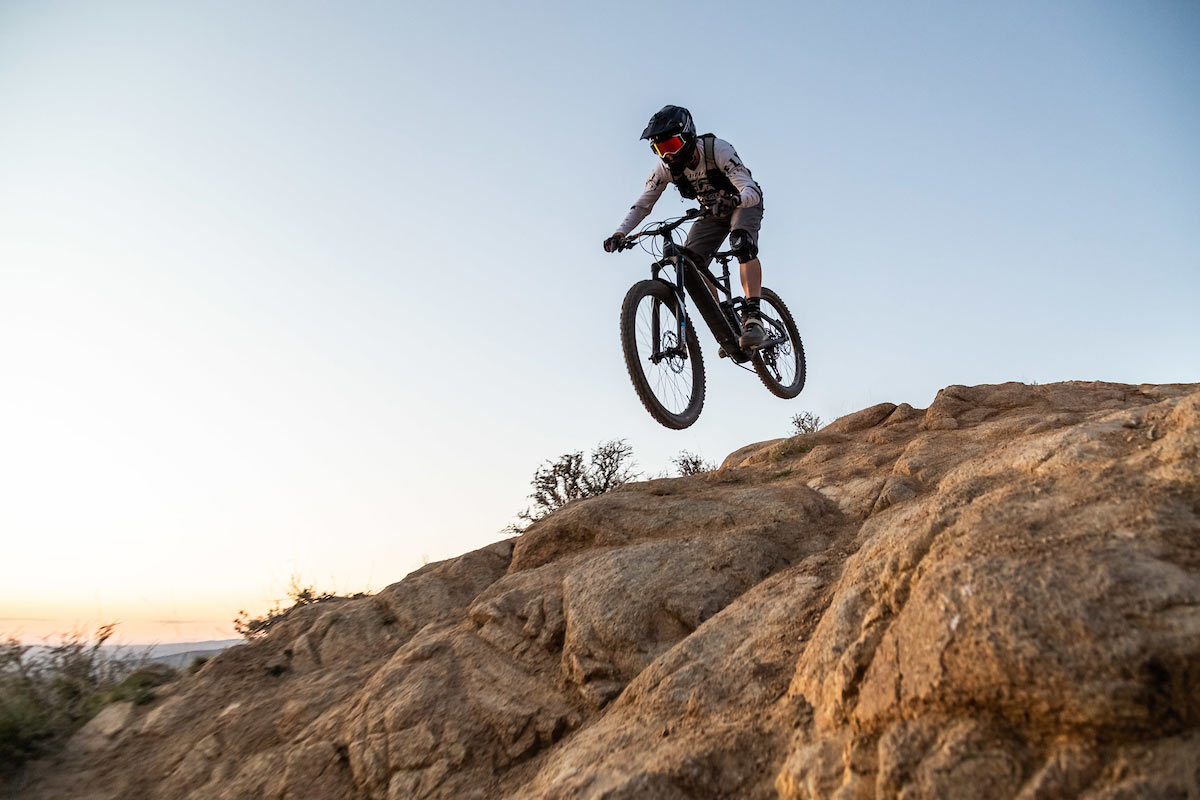 niner eWFO and eRIP 9 e-mountain bikes tech details and specs