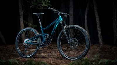 2021 Liv Intrigue 29 is a 125mm travel women’s trail bike with adjustable geometry