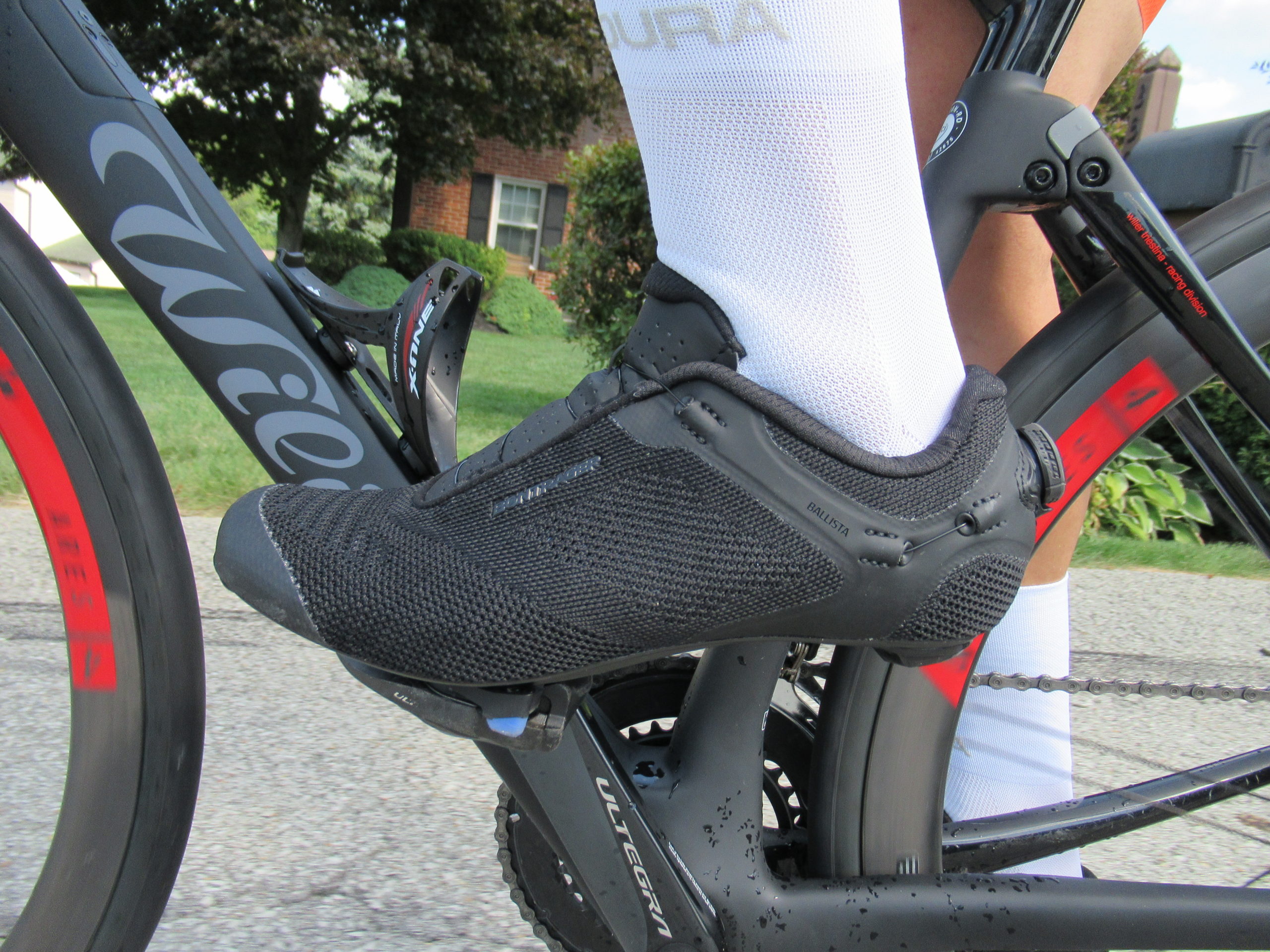 Review: Ballista Knit road cycling beat the heat with a secure fit - Bikerumor