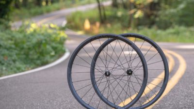 Roval Alpinist CL wheels climb with top rim tech, DT Swiss hubs for lower priced build