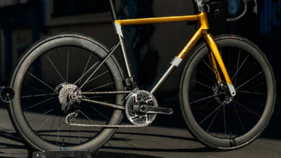 Bossi Strada SS might be the sleekest titanium road race bike ever