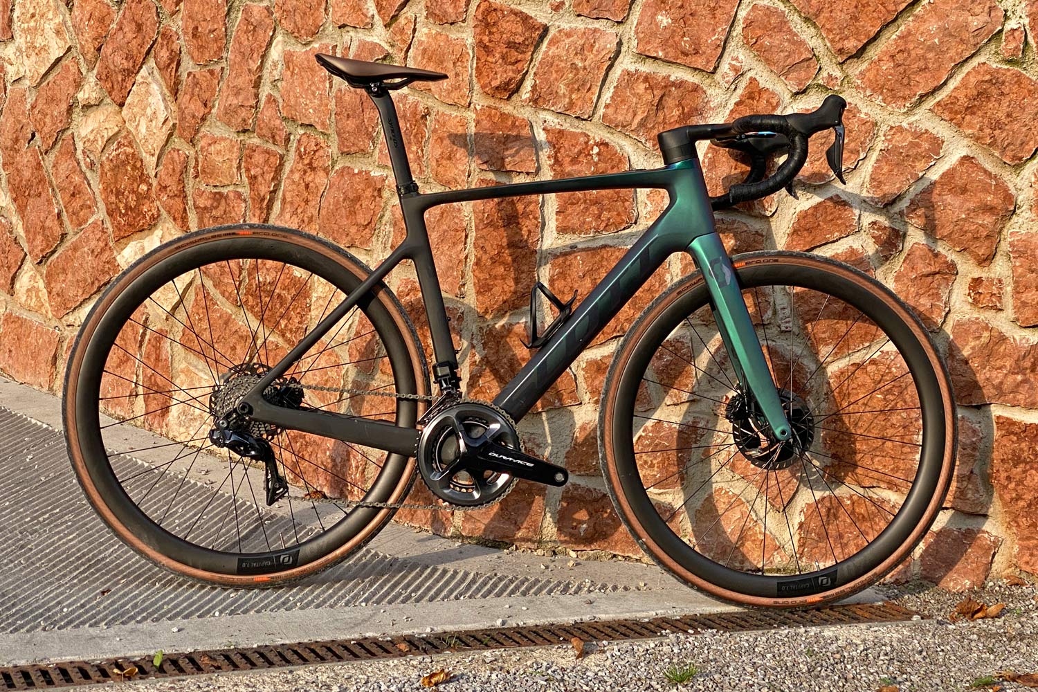 Lightest e store road bike