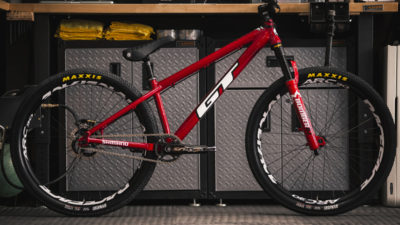 Marzocchi flies again with new Bomber DJ – a super burly, light weight dirt jump fork