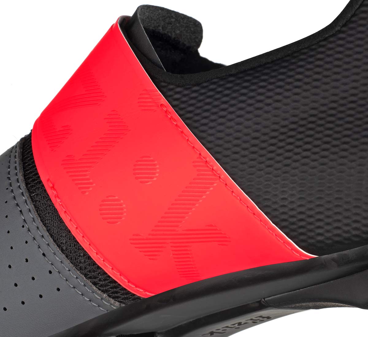 Fizik Vento Infinito Carbon 2 road shoes, lightweight breathable stiff, microtex or knit road racing shoes, instep detail
