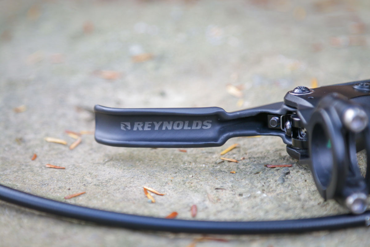 Limited Edition Dominion T2 hydraulic disc brake carbon lever