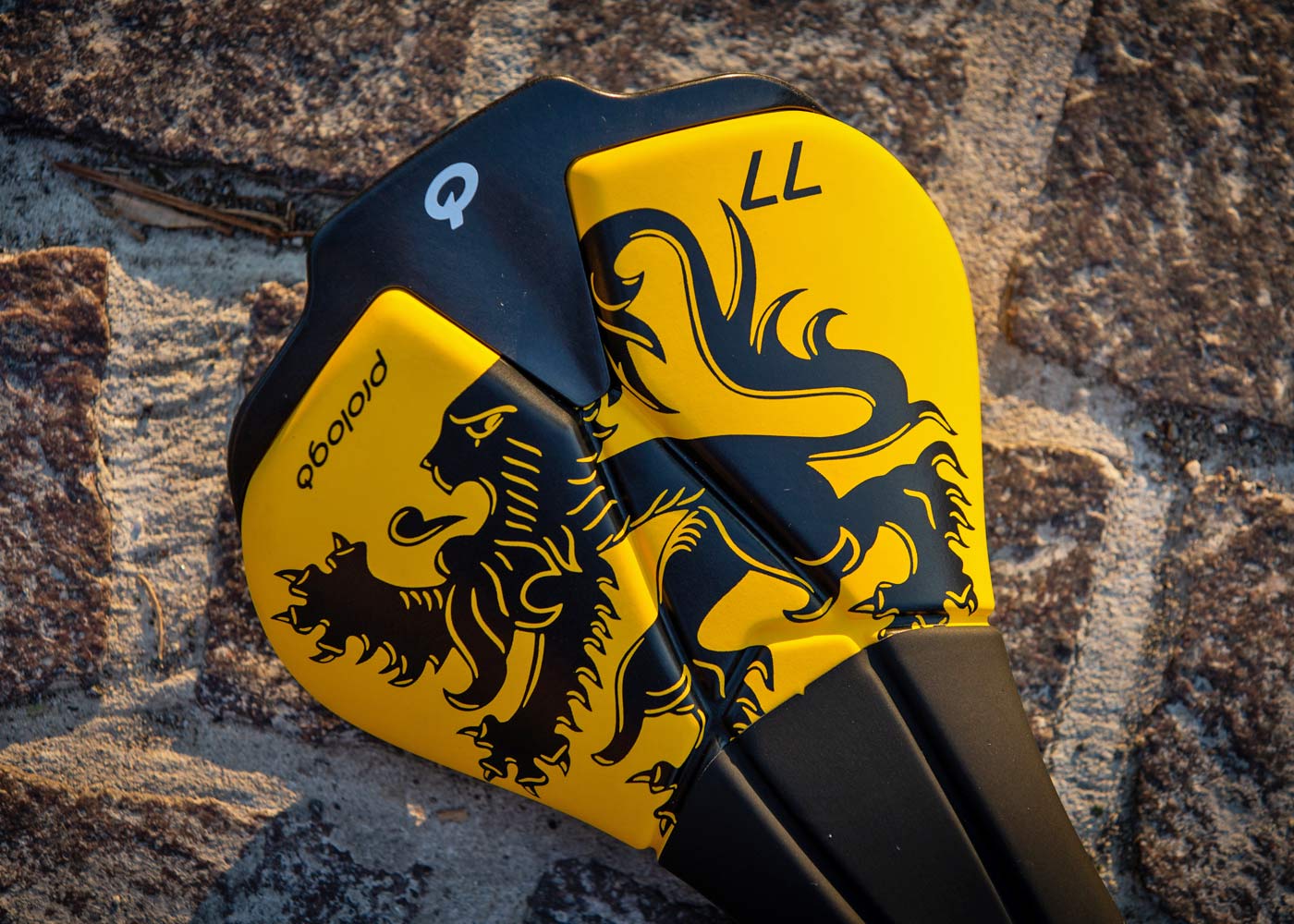 Prologo Scratch M5 limited Bettiol Flanders edition saddle, Lion of Flanders