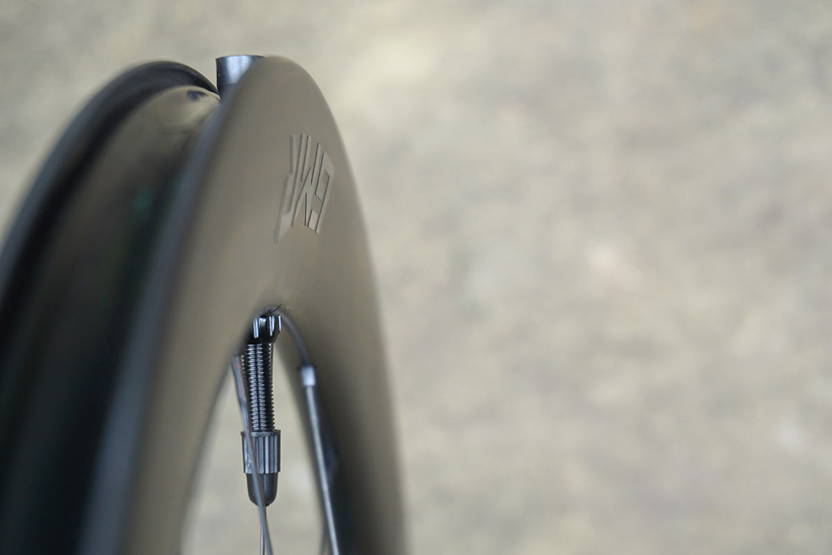 profile design GMR 50 carbon wheel closeup details and tech features