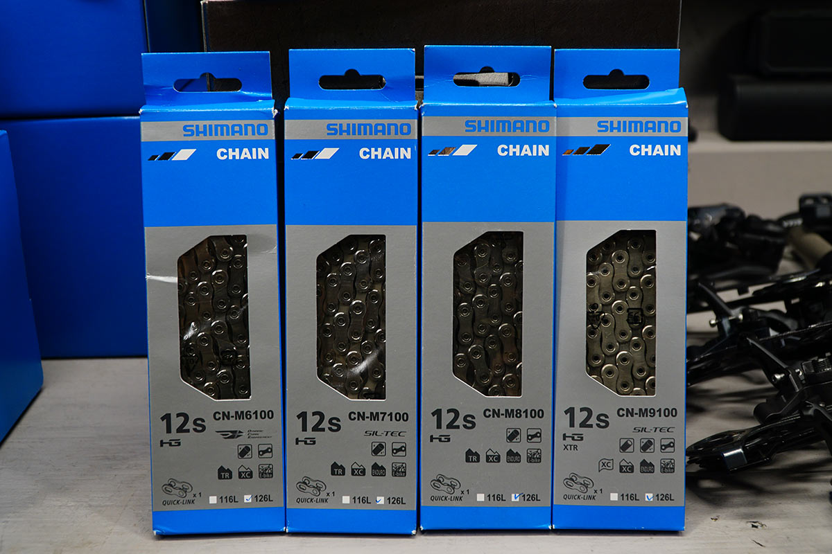 Shimano Deore XT CN-M8100 12-Speed MTB Bicycle Chains -116 links w/ Quick  Link