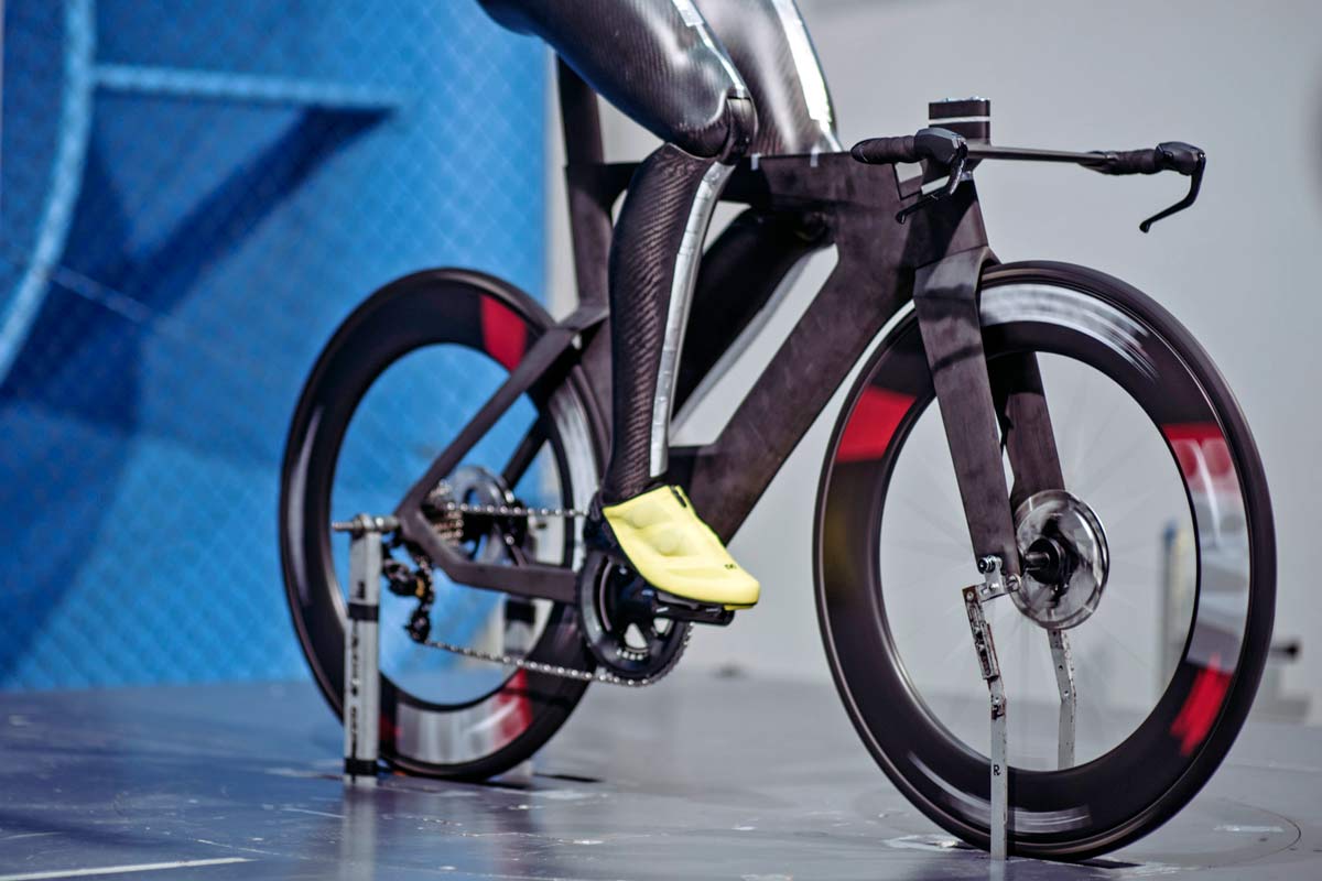 Canyon Speedmax CFR Disc triathlon bike gets lighter faster aero