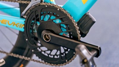 Complete $180 alloy Magene P325 CS power meter crankset cuts out the middleman