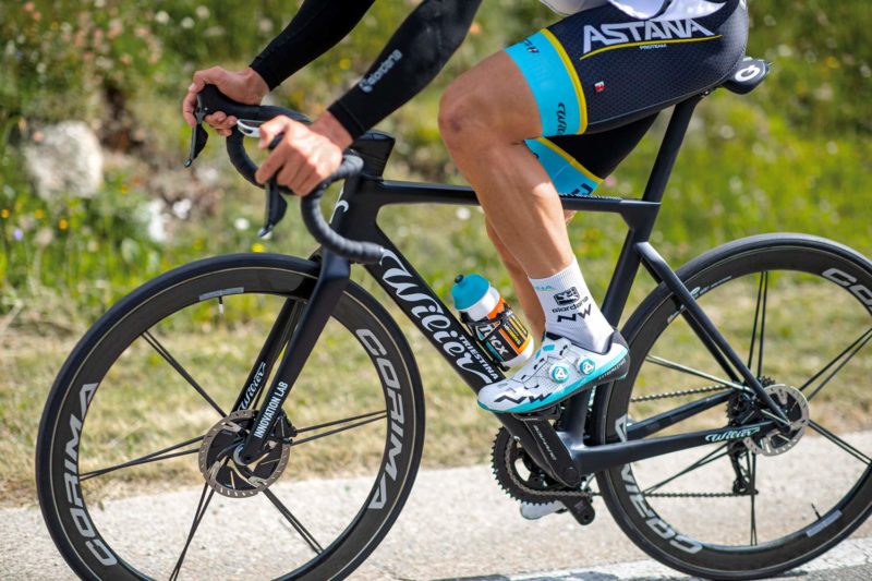 Wilier Filante SLR aero road bike, pro lightweight all-rounder carbon aero road race bike, Team Astana