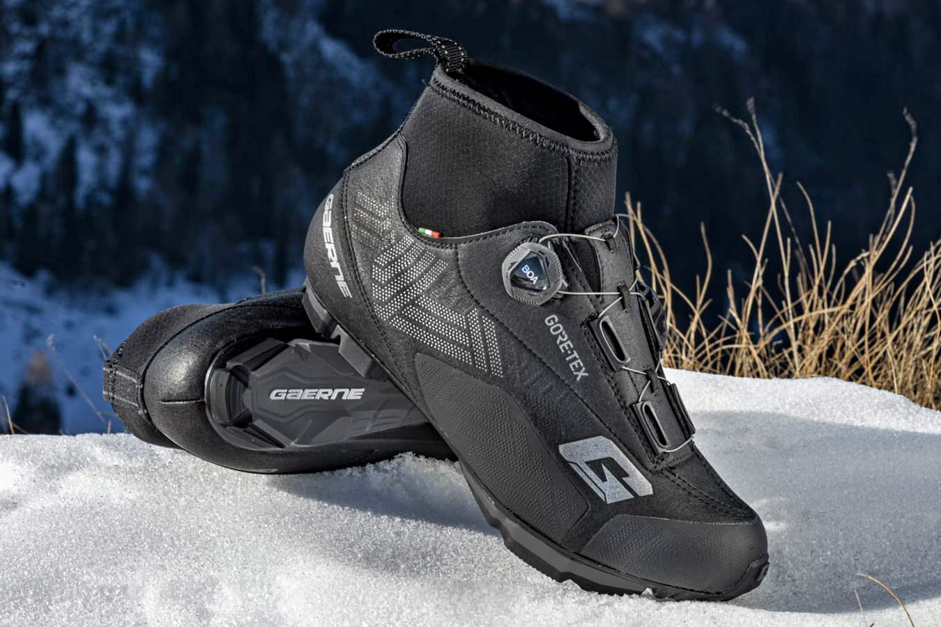 Gaerne G.Ice Storm GoreTex MTB cycling shoes in snow