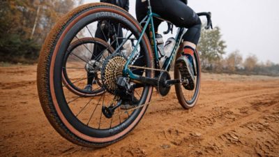 Parcours Alta 650b widens up aero carbon gravel wheels for light, fast all-road riding