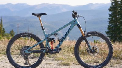 Pivot Mach 6 joins Switchblade with all new frame, still rolling on 27.5″ wheels