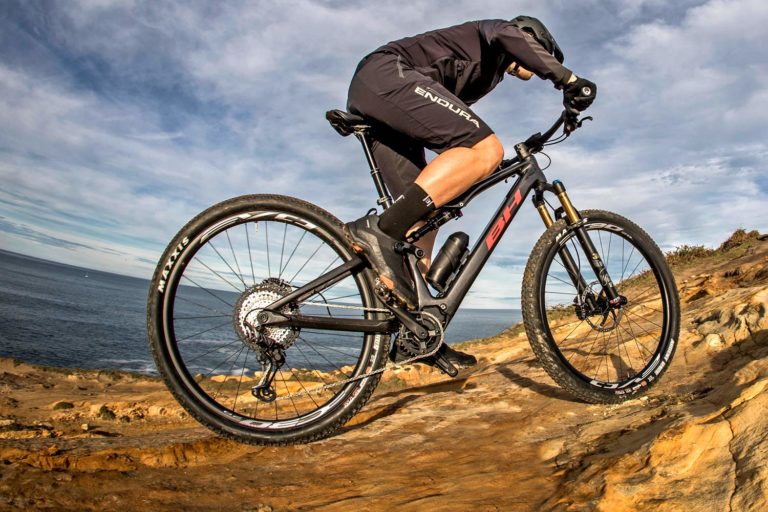 BH iLynx Race Carbon neatly tucks in BH's own light, powerful, long ...