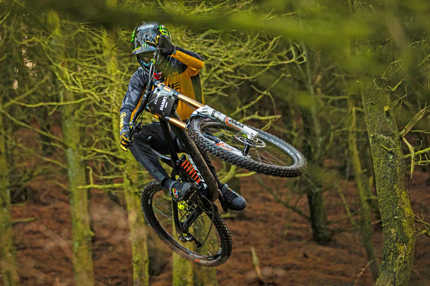 2021 downhill bikes