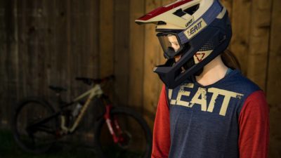 Leatt 4.0 Enduro Helmet with removable chinbar delivers DH-certified protection