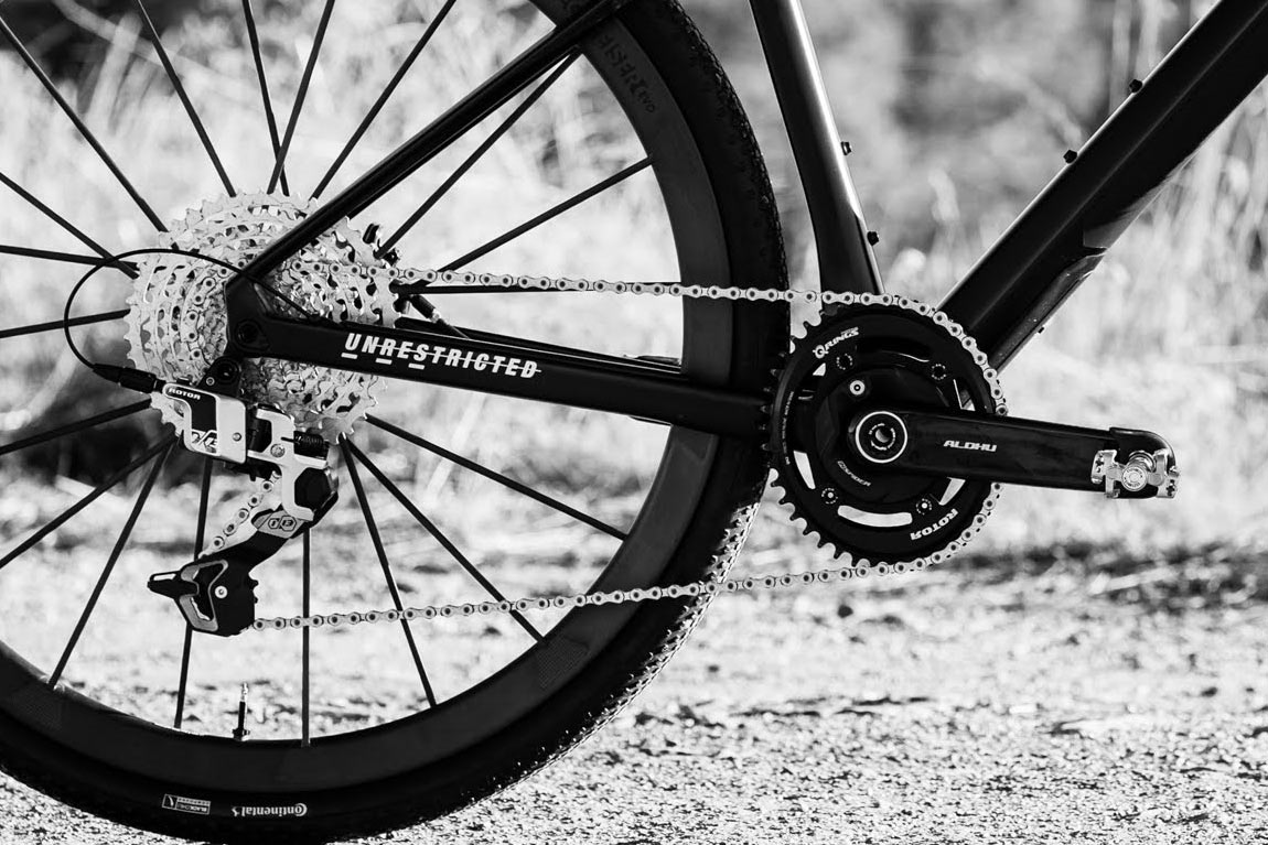 Rotor Aldhu Carbon crankset adds ultralight option to