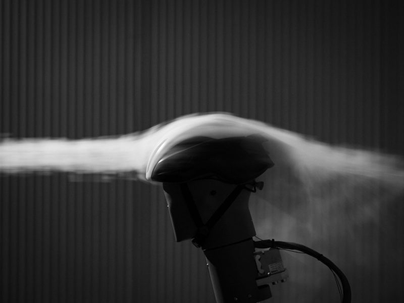 met manta mips aero road helmet testing ventilation smoke image