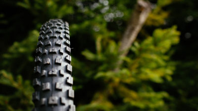 Vee Tire Co Attack HPL are on the enduro and downhill offensive w/ tacky TOP40 rubber