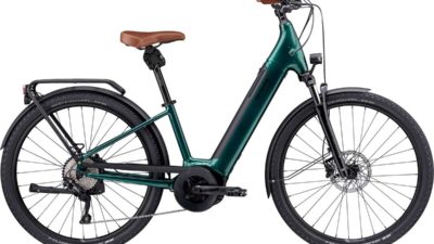 The Cannondale Adventure Neo e-bike promises comfortable commuting with all the features
