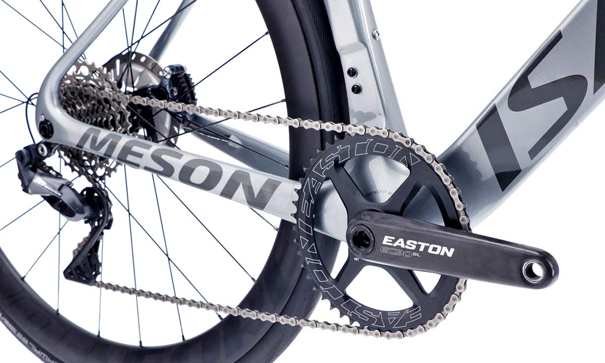 Isaac Meson X Classified 1x aero road bike, wireless electronic internal gear hub 2x11 carbon road race bike, drivetrain detail