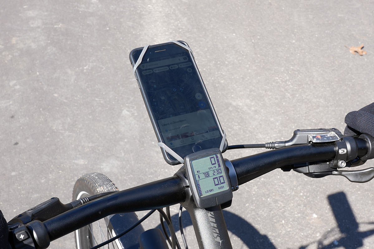 Tested brutally! Bicycle smartphone handlebar mounts 