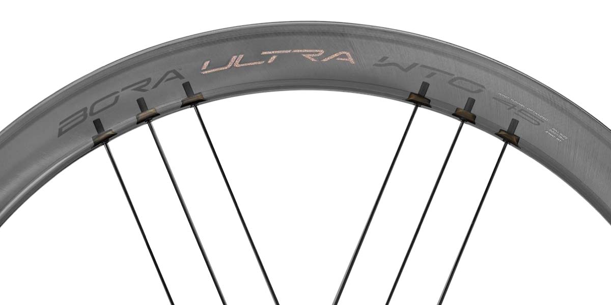 Review: new 2021 Campagnolo Bora Ultra WTO 45 aero carbon disc brake road bike wheels, hidden nipples