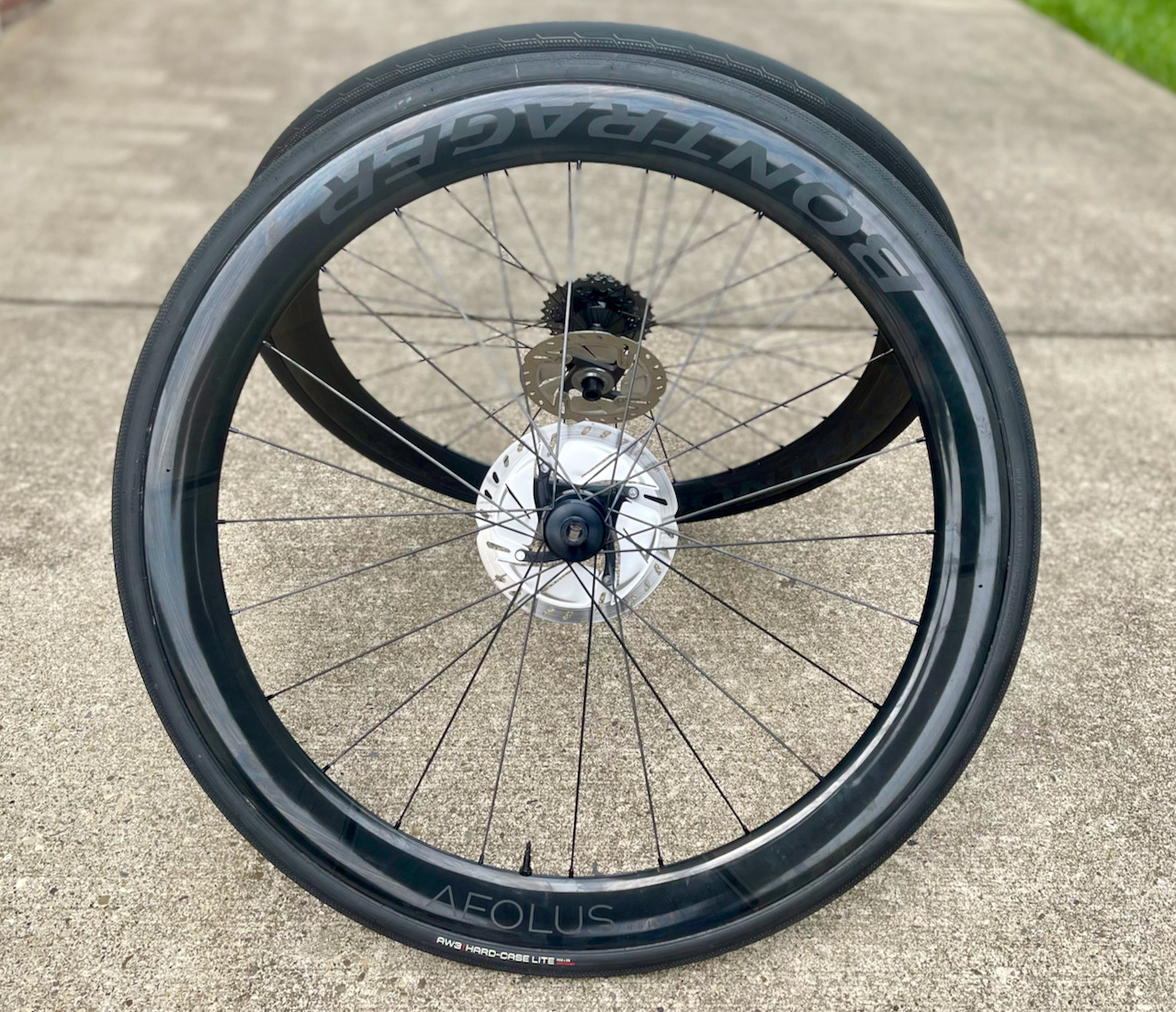 BONTRAGER AEOLUS RSL 37 TLR Disc ホイール