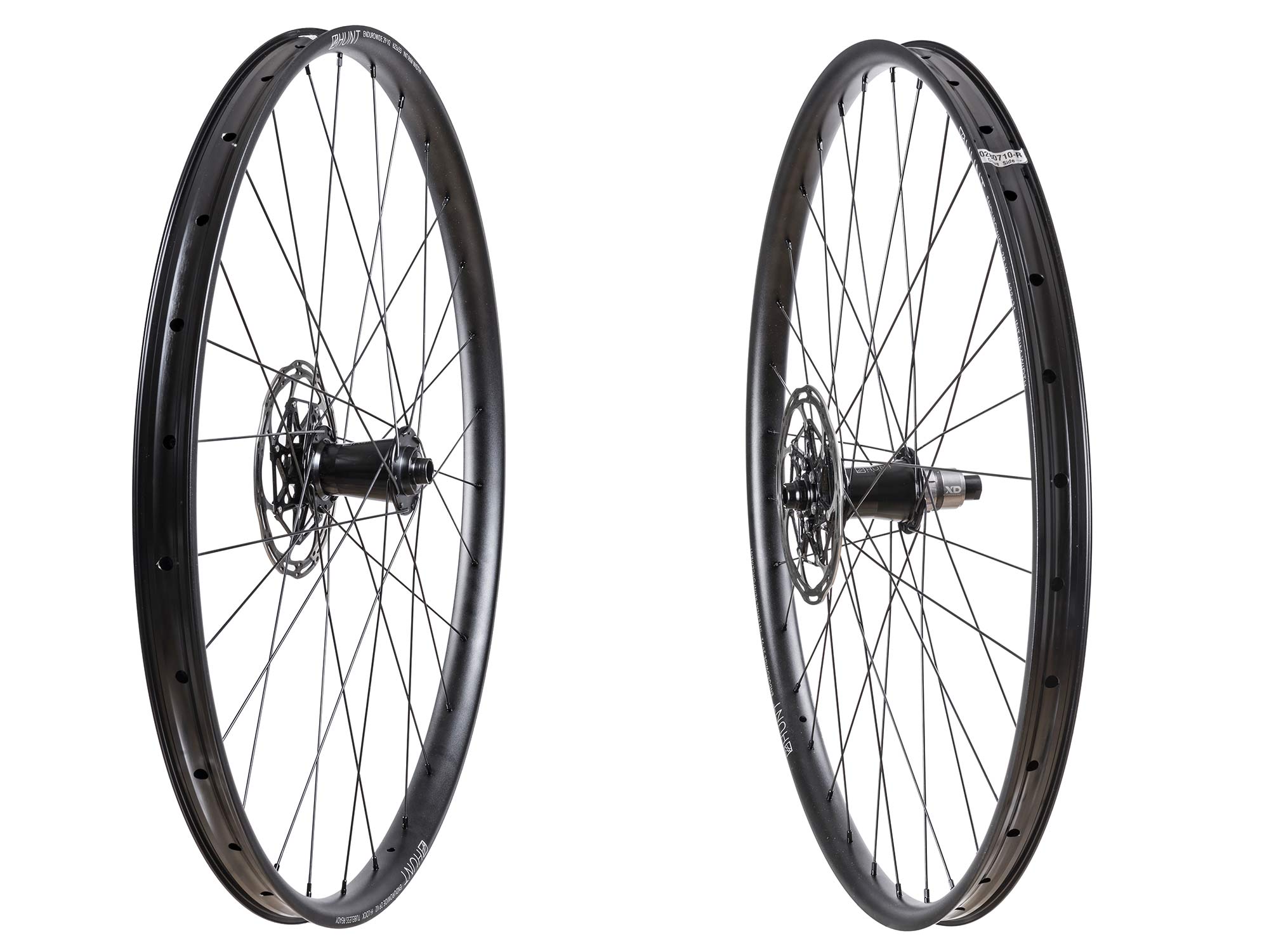 Hunt Enduro Wide v2 front & rear-specific alloy mountain bike wheels, set