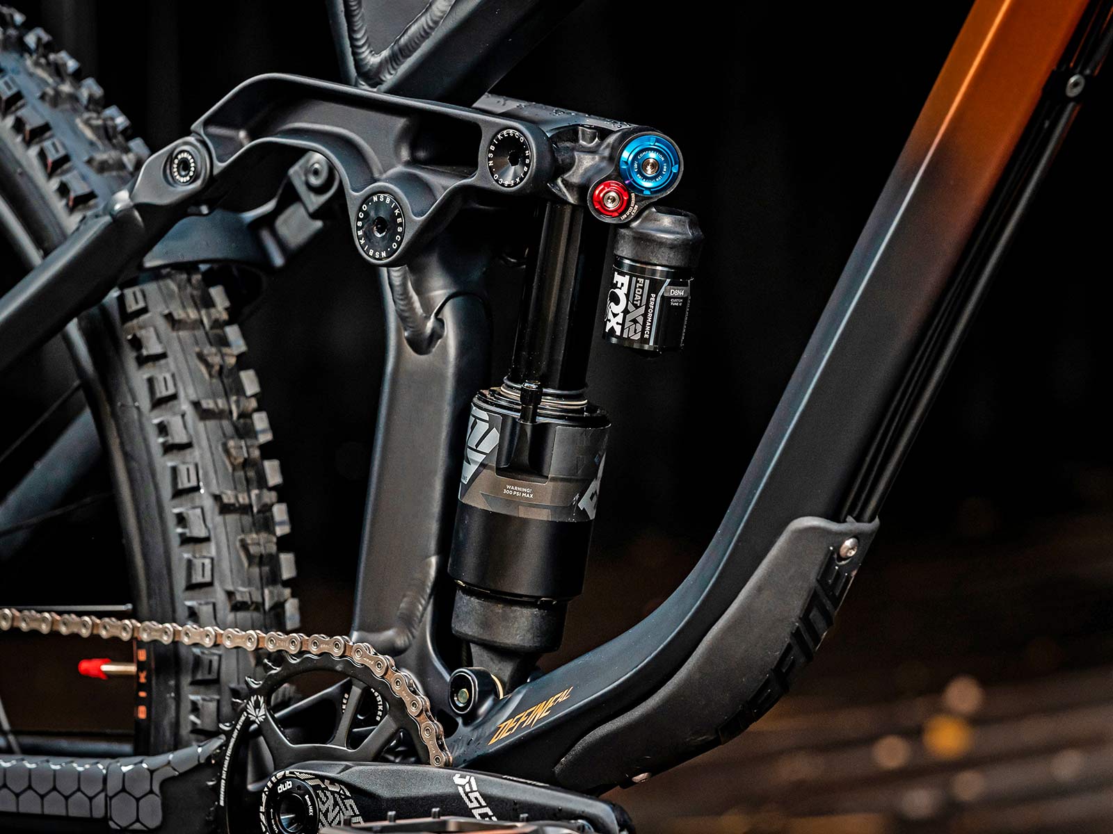 NS Bikes Define AL 170 long-travel mullet enduro plus all-mountain bike, photo by Piotr Jurczak, suspension detail