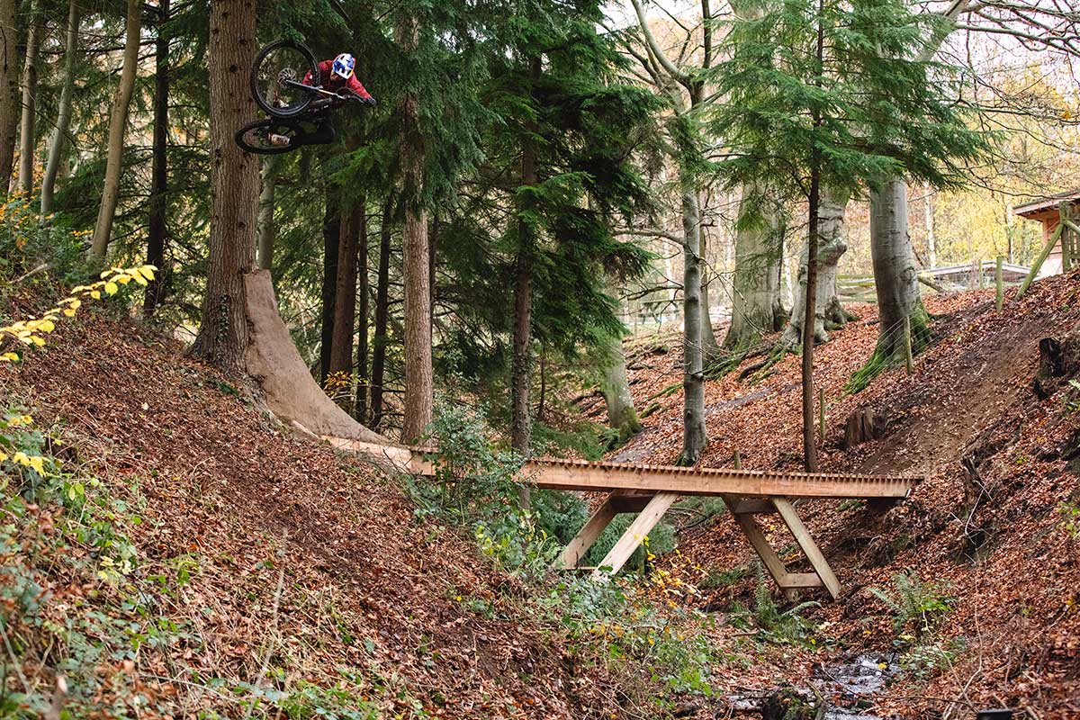 kriss kyle out of season table tree ride