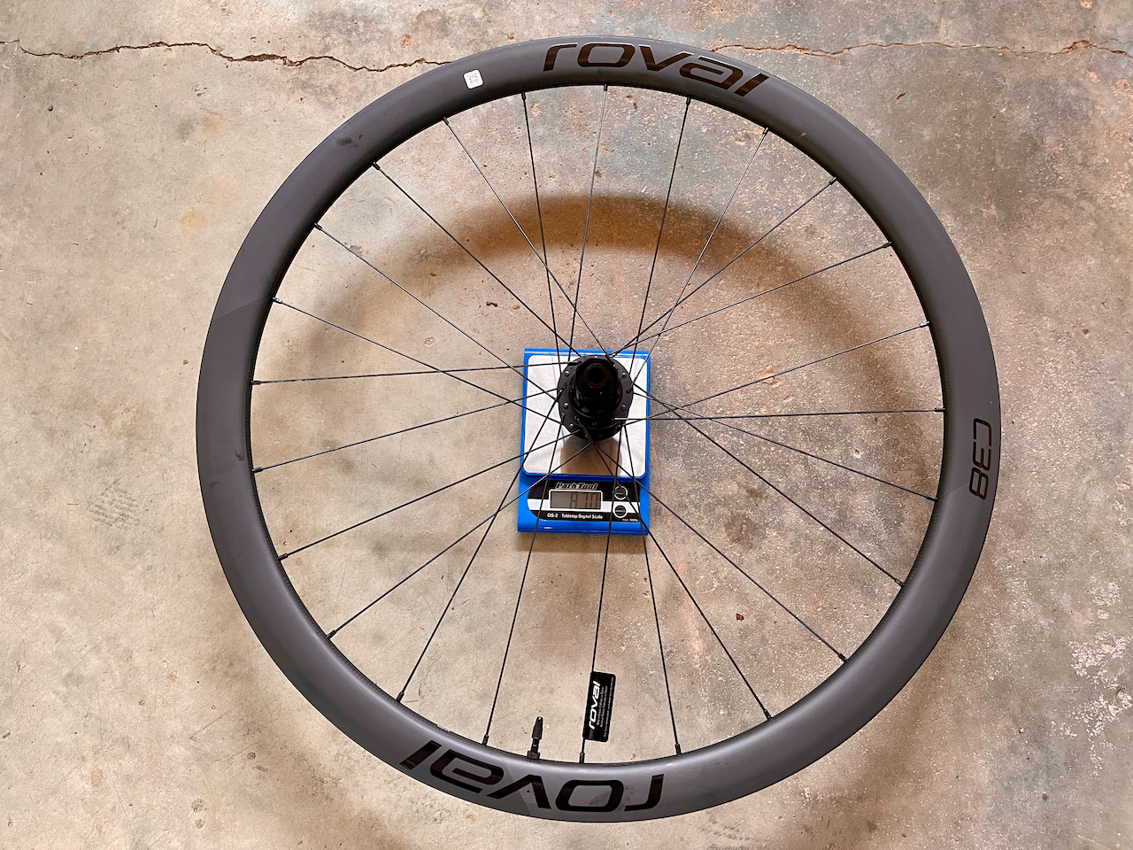 Roval C38 carbon wheels weight