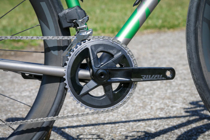 SRAM Rival eTap AXS drivetrain brings modern wireless shifting to ...