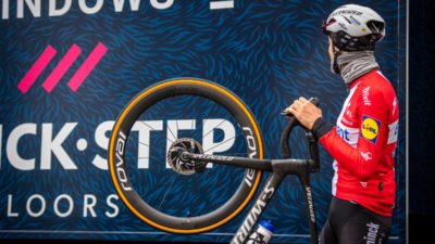 Specialized clincher tires w/ tubes win again, under Kasper Asgreen at Tour of Flanders
