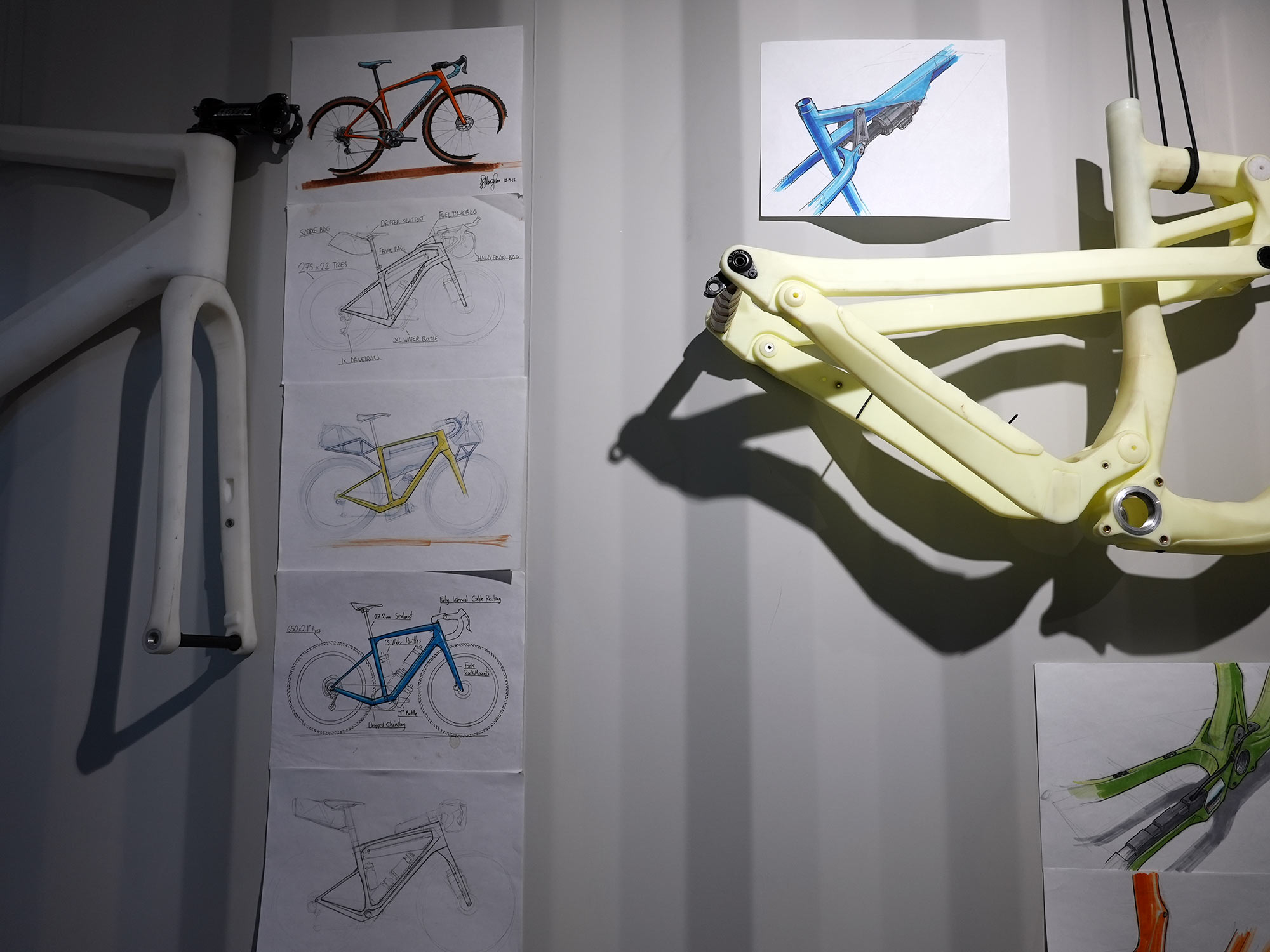 bicycle concept drawings for road and gravel bikes and mountain bikes from fezzari