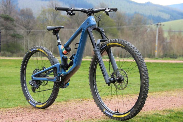 Pro Bike Check: Katy Winton's Nukeproof Giga Mullet Setup with Moxie XI ...